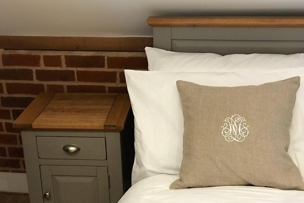 Beautiful Rural Apt, Walking Distance To Three Choirs Vineyard/Brassiere Gloucestershire Apartment Newent Bagian luar foto