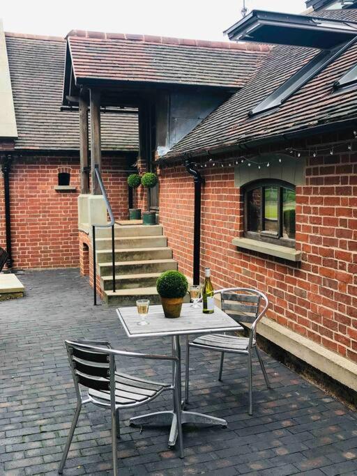 Beautiful Rural Apt, Walking Distance To Three Choirs Vineyard/Brassiere Gloucestershire Apartment Newent Bagian luar foto
