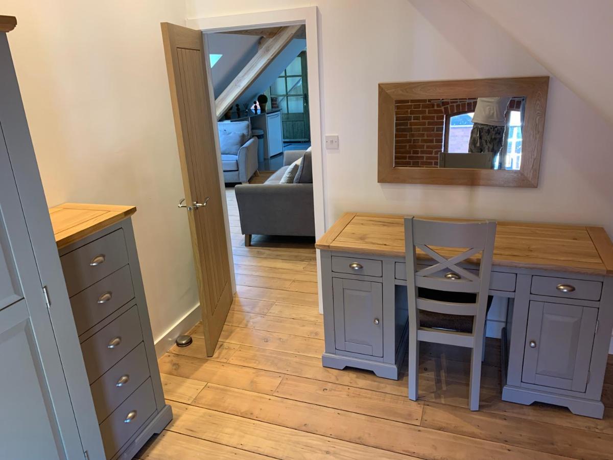 Beautiful Rural Apt, Walking Distance To Three Choirs Vineyard/Brassiere Gloucestershire Apartment Newent Bagian luar foto